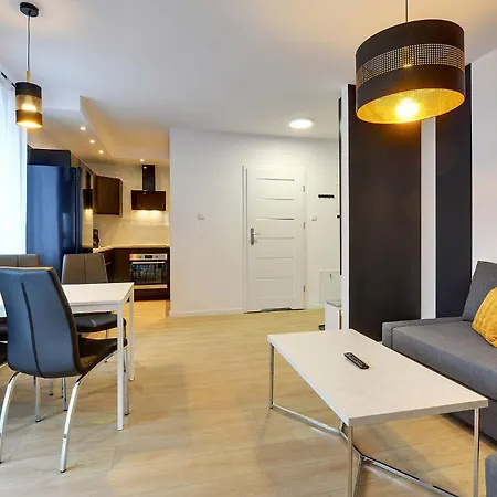 Gustowne Sun Seasons 24 Z Parkingiem W Szklarskiej Porebie By Renters שצ'קלארסקה פוראובה