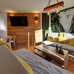 Gustowne Sun Seasons 24 Z Parkingiem W Szklarskiej Porebie By Renters Apartamento *