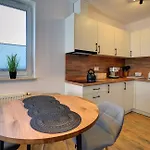 Gustowne Sun Seasons 24 Z Parkingiem W Szklarskiej Porebie By Renters Apartment *