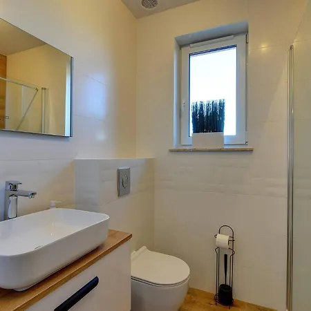 Daire Gustowne Sun Seasons 24 Z Parkingiem W Szklarskiej Porebie By Renters Szklarska Poreba