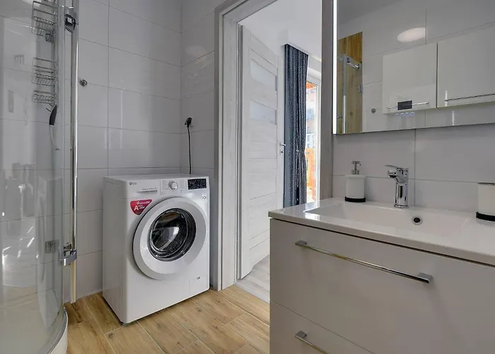 Gustowne Sun Seasons 24 Z Parkingiem W Szklarskiej Porebie By Renters Apartment