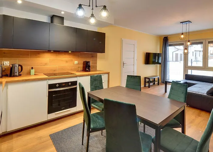 Gustowne Sun Seasons 24 Z Parkingiem W Szklarskiej Porebie By Renters Apartment